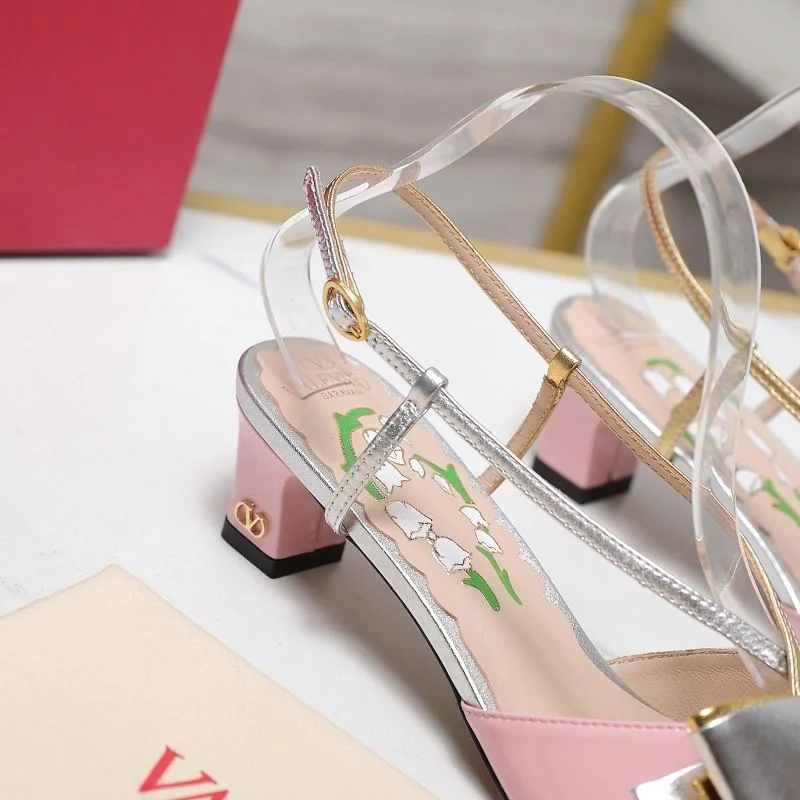 Timeless Valentino Sandals 37060