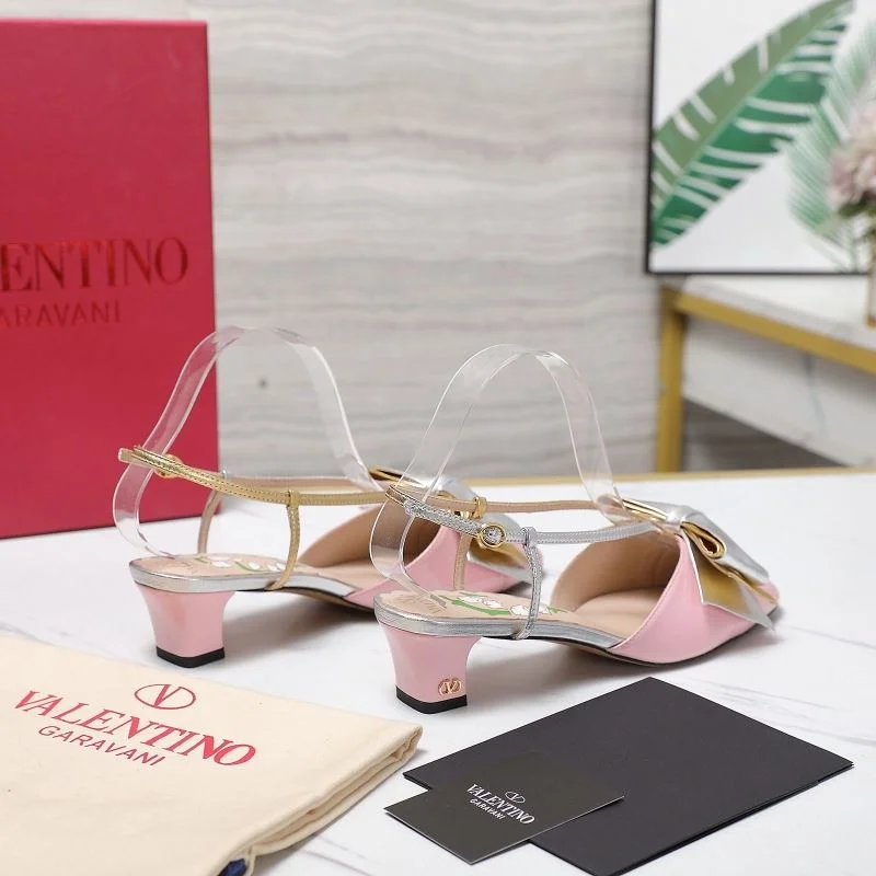 Timeless Valentino Sandals 37060
