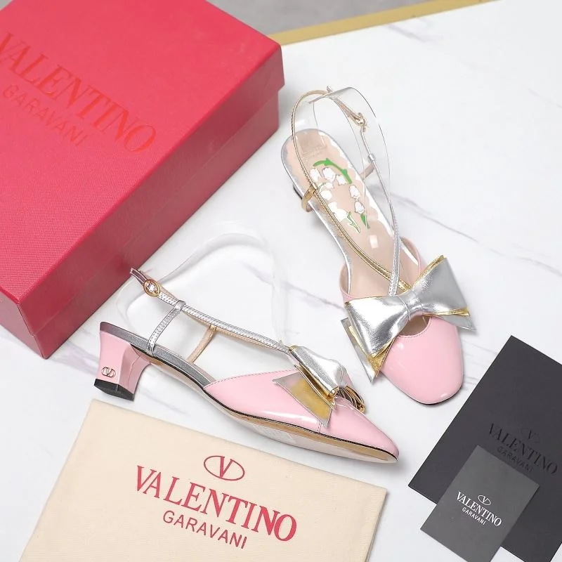 Timeless Valentino Sandals 37060