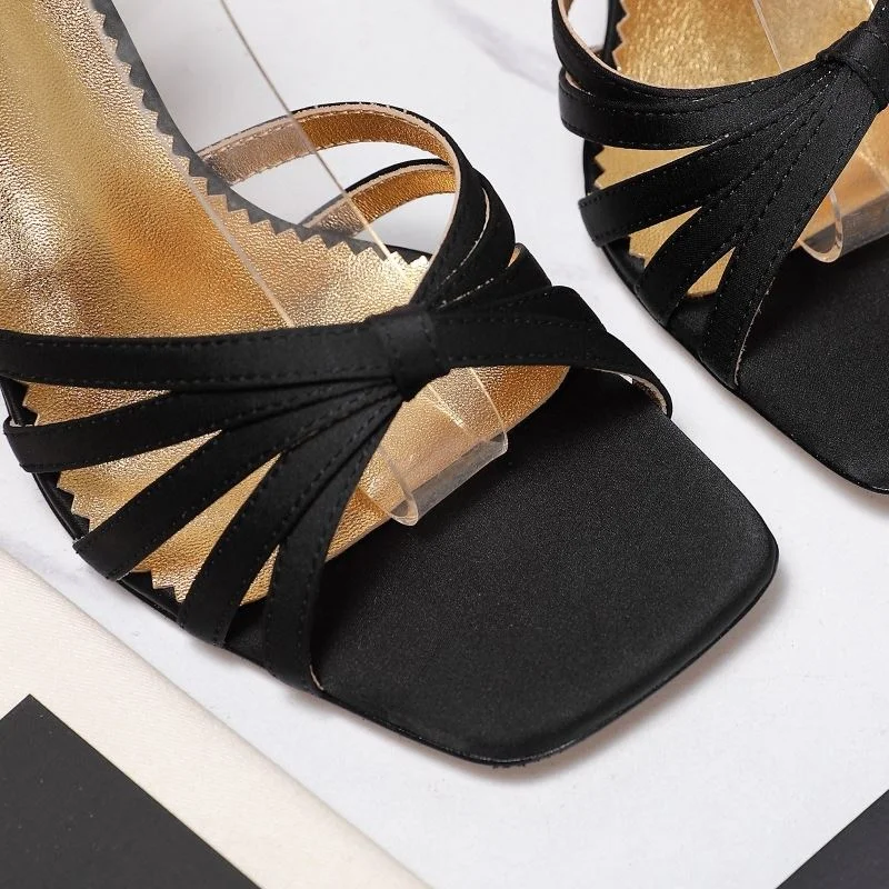 Valentino Sandals Supportive 37057