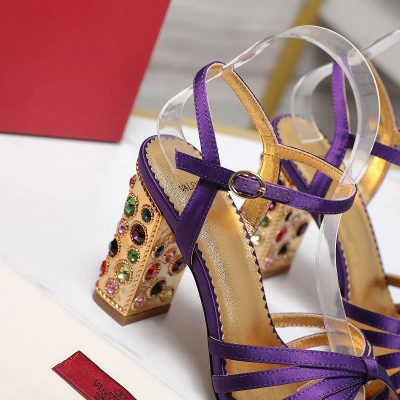 Valentino Sandals FashionForward 37042