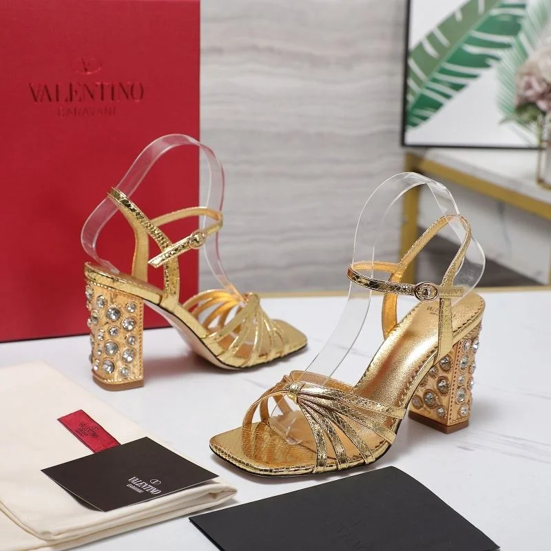 Soft Valentino Sandals 37034
