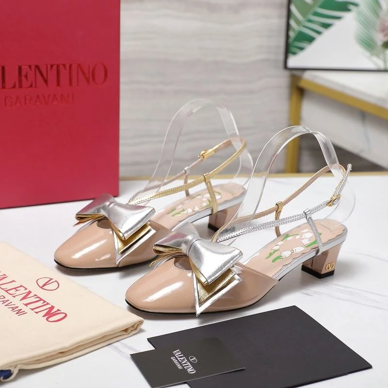 Valentino Sandals WellDesigned 37047