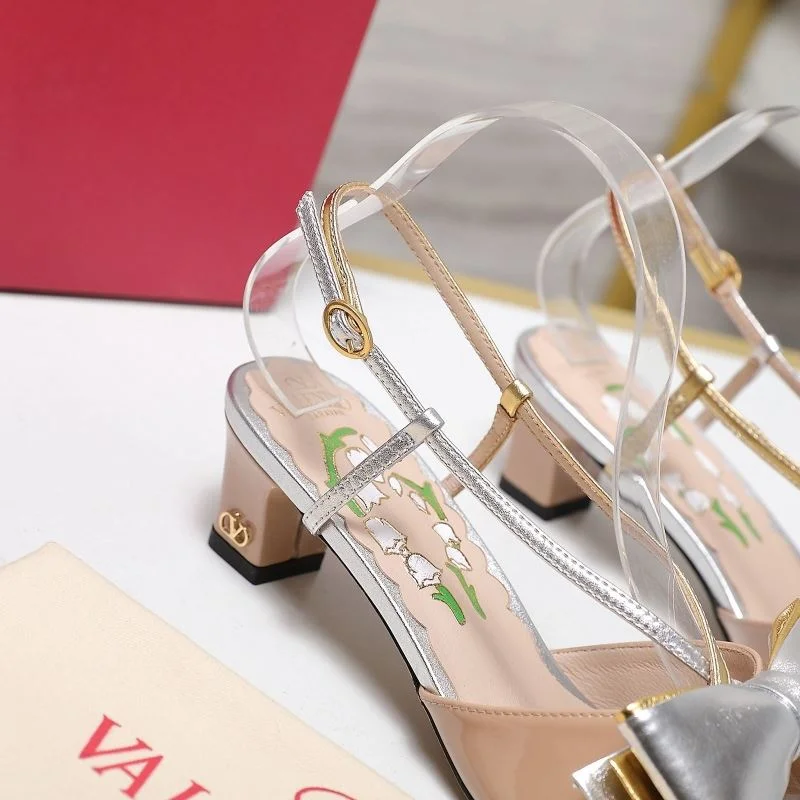 Valentino Sandals WellDesigned 37047