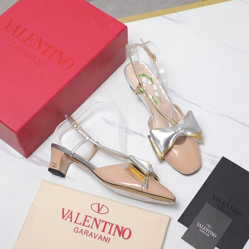 Valentino Sandals WellDesigned 37047