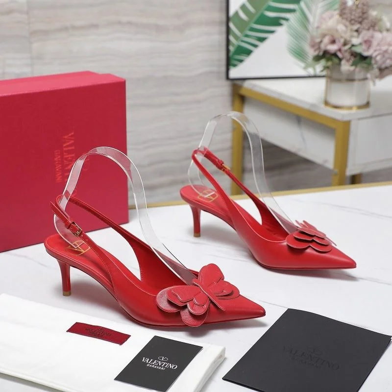Timeless Valentino Sandals 37059