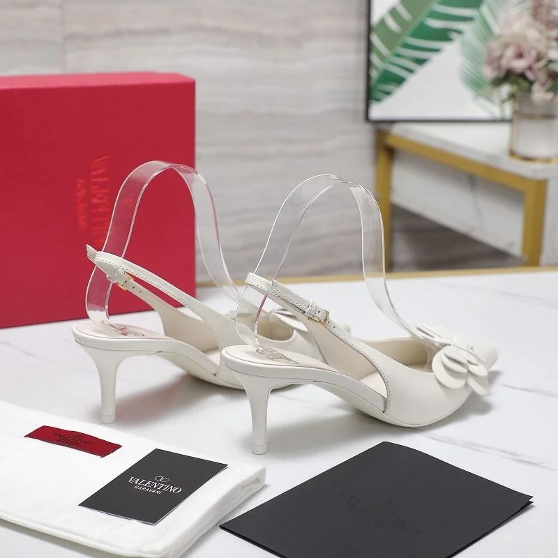 Valentino Sandals Modern 37052