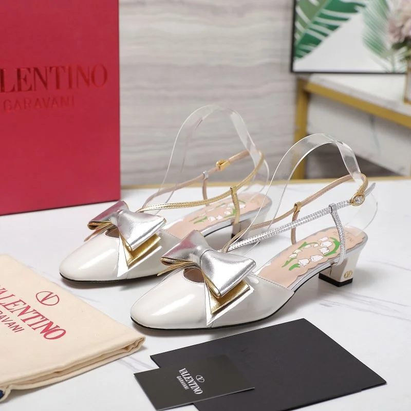 MultiPurpose Valentino Sandals 37037