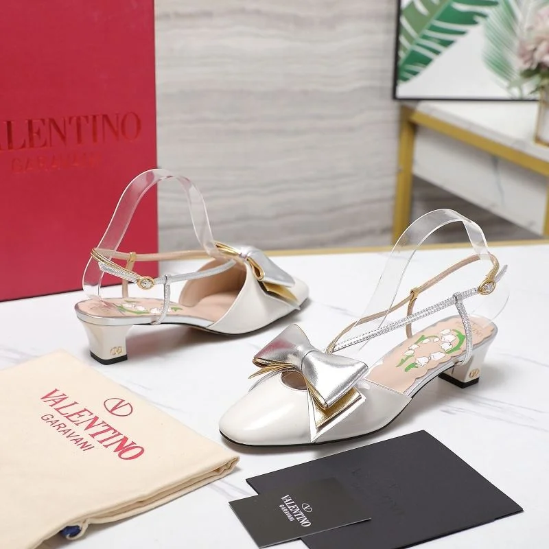 MultiPurpose Valentino Sandals 37037