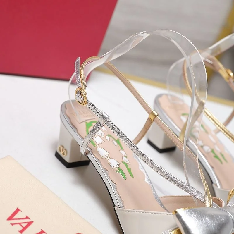MultiPurpose Valentino Sandals 37037