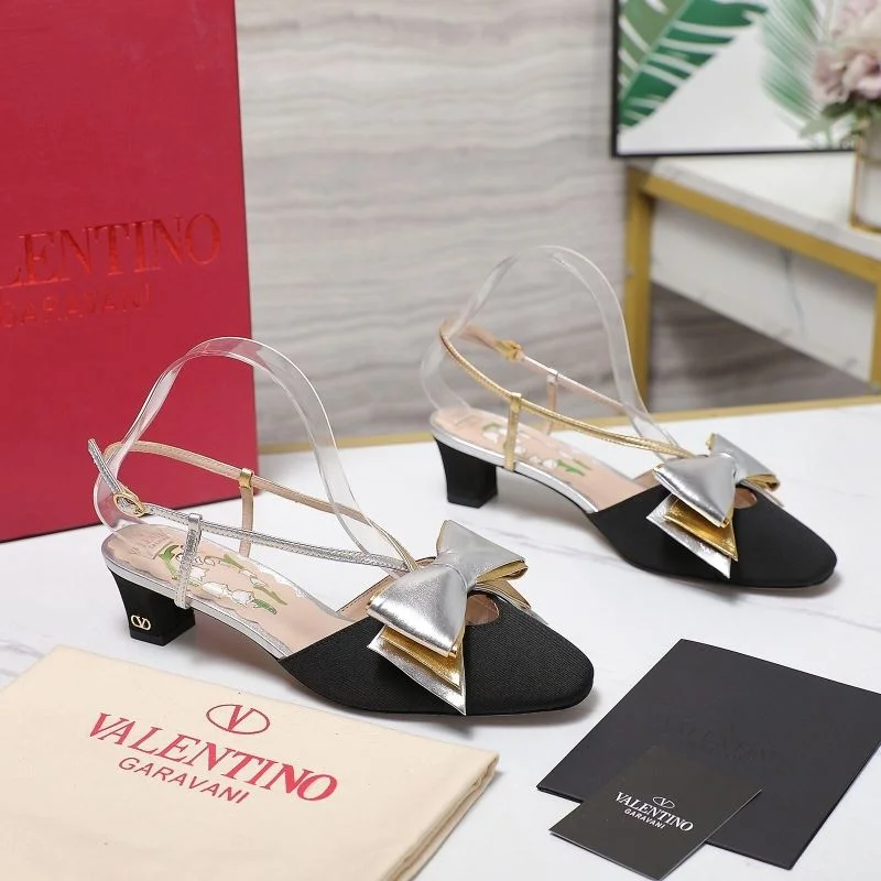 Timeless Valentino Sandals 37051