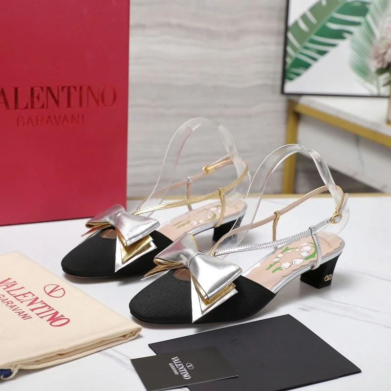 Timeless Valentino Sandals 37051