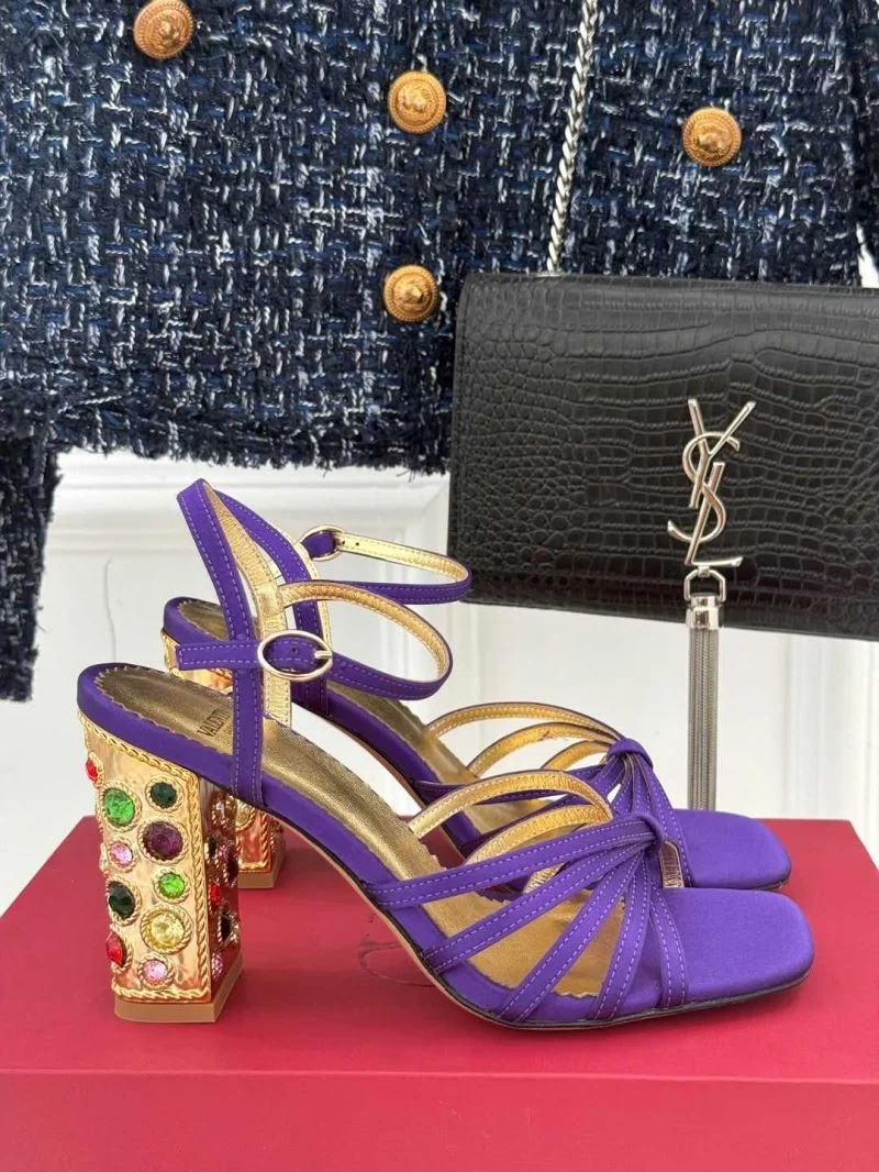 Valentino Sandals Comfortable 37045