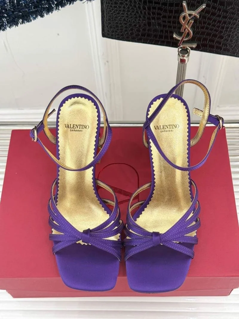 Valentino Sandals Comfortable 37045