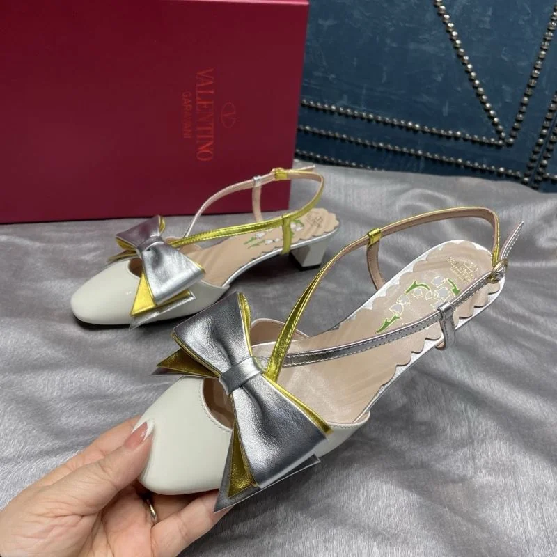 Valentino Sandals Durable 37032