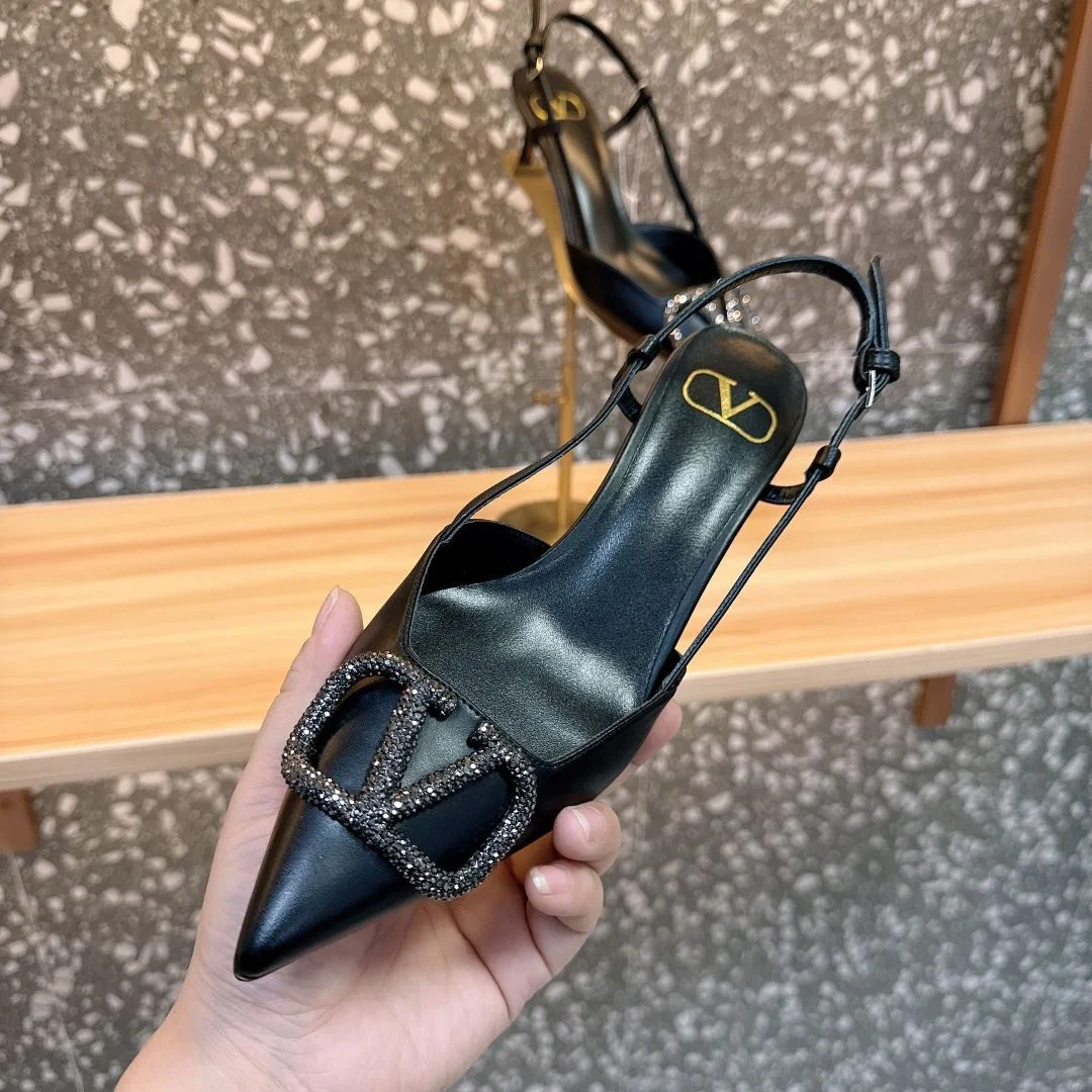 Valentino Sandals Popular 36100
