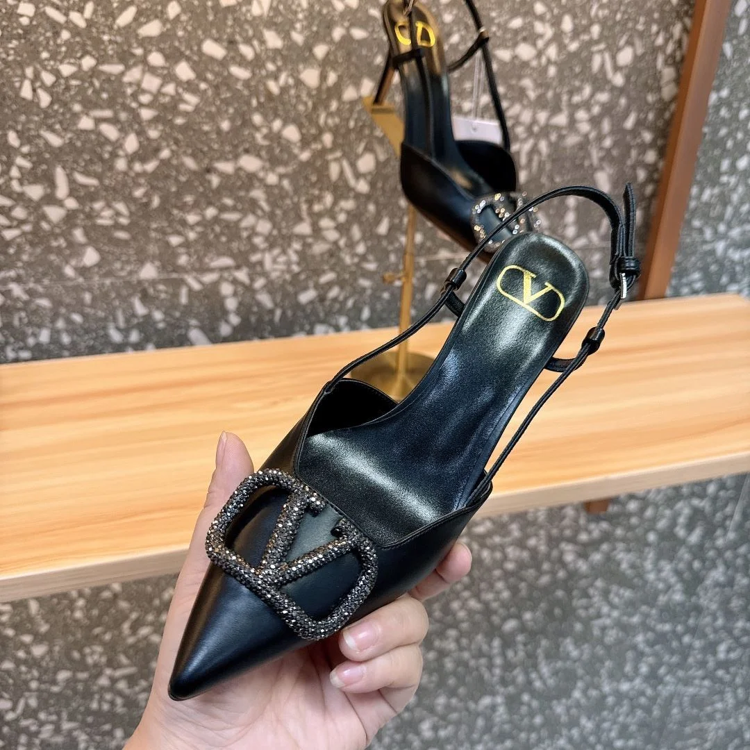 Valentino Sandals Premium 36097