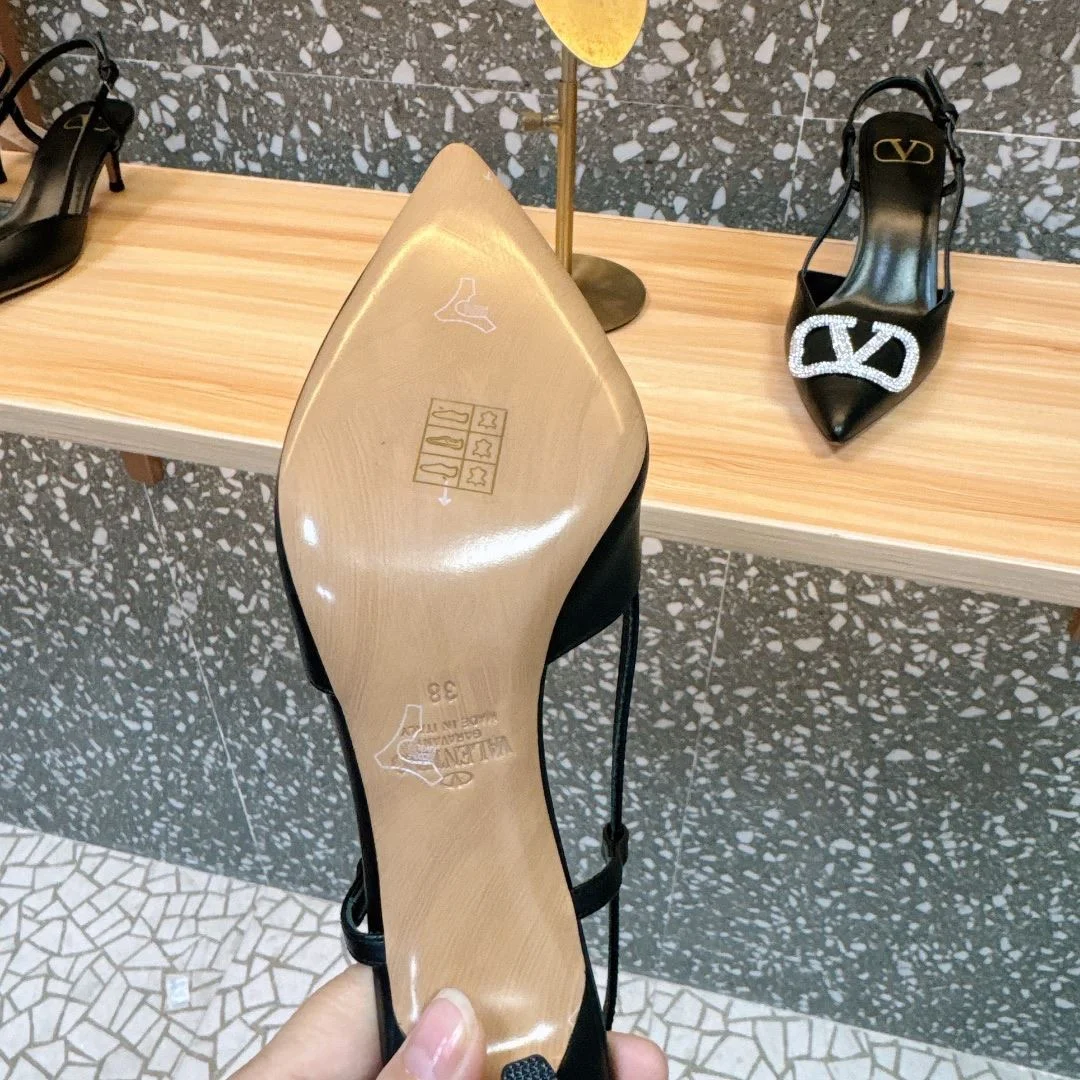 Valentino Sandals FreshLook 36093