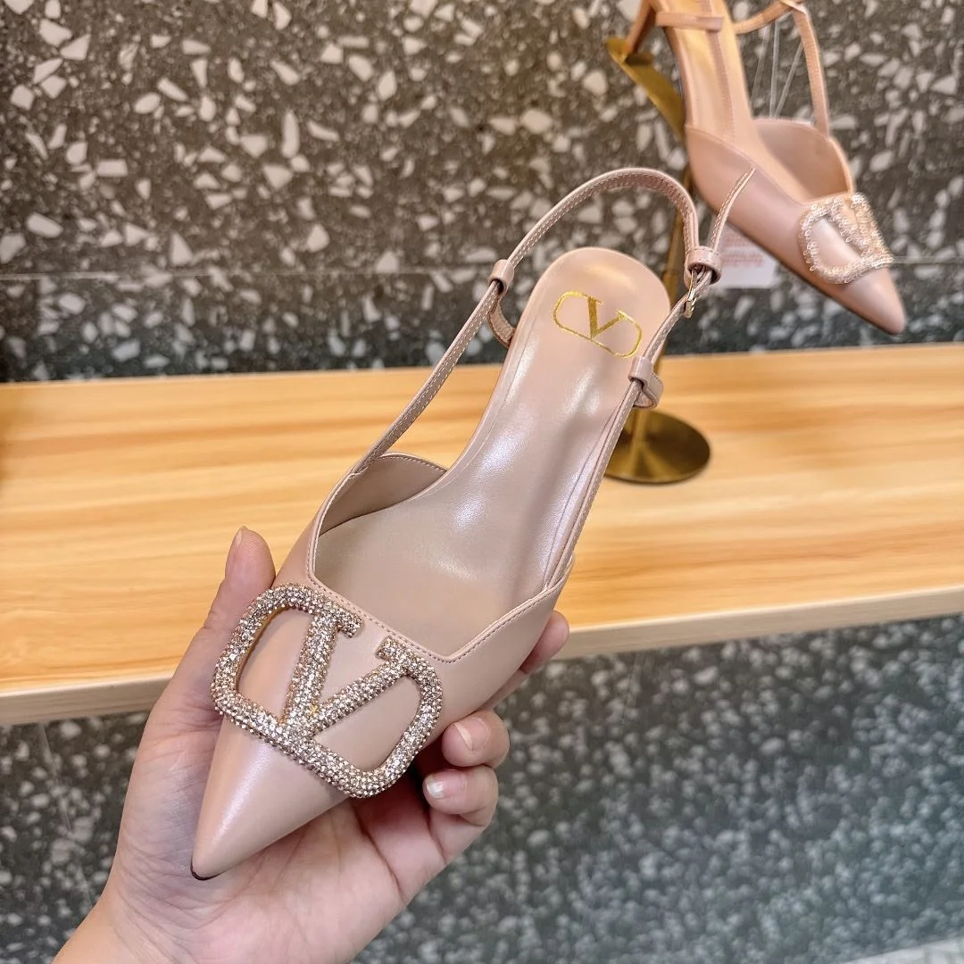 Sleek Valentino Sandals 36094