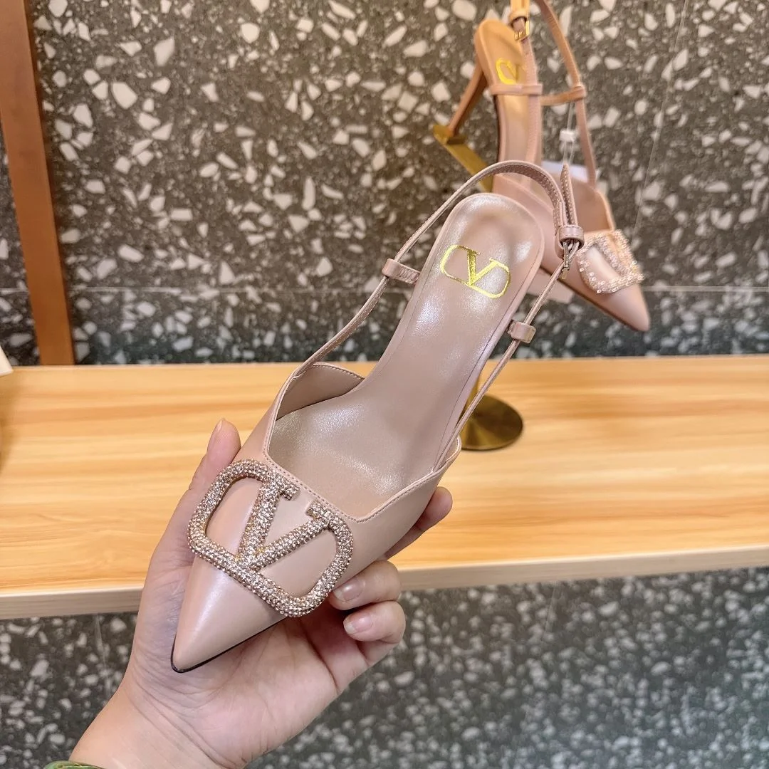 Valentino Sandals Reliable 36092