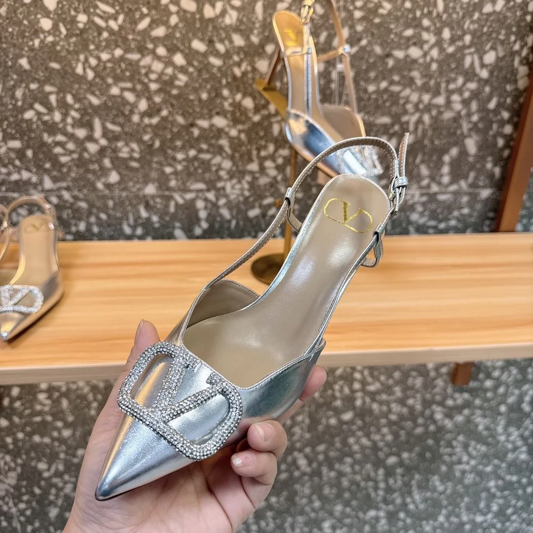 Refined Valentino Sandals 36090