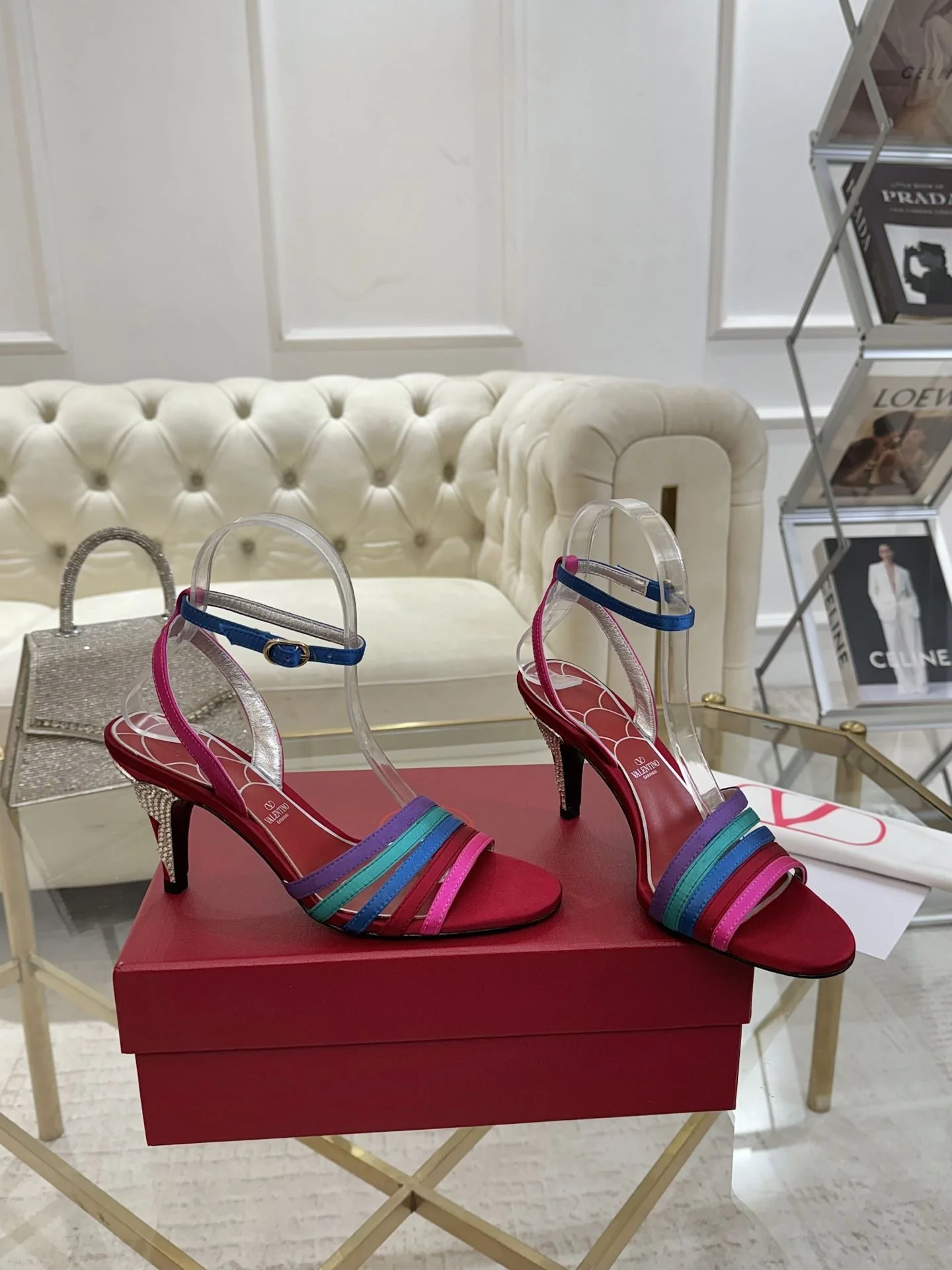 Flexible Valentino Sandals 36074