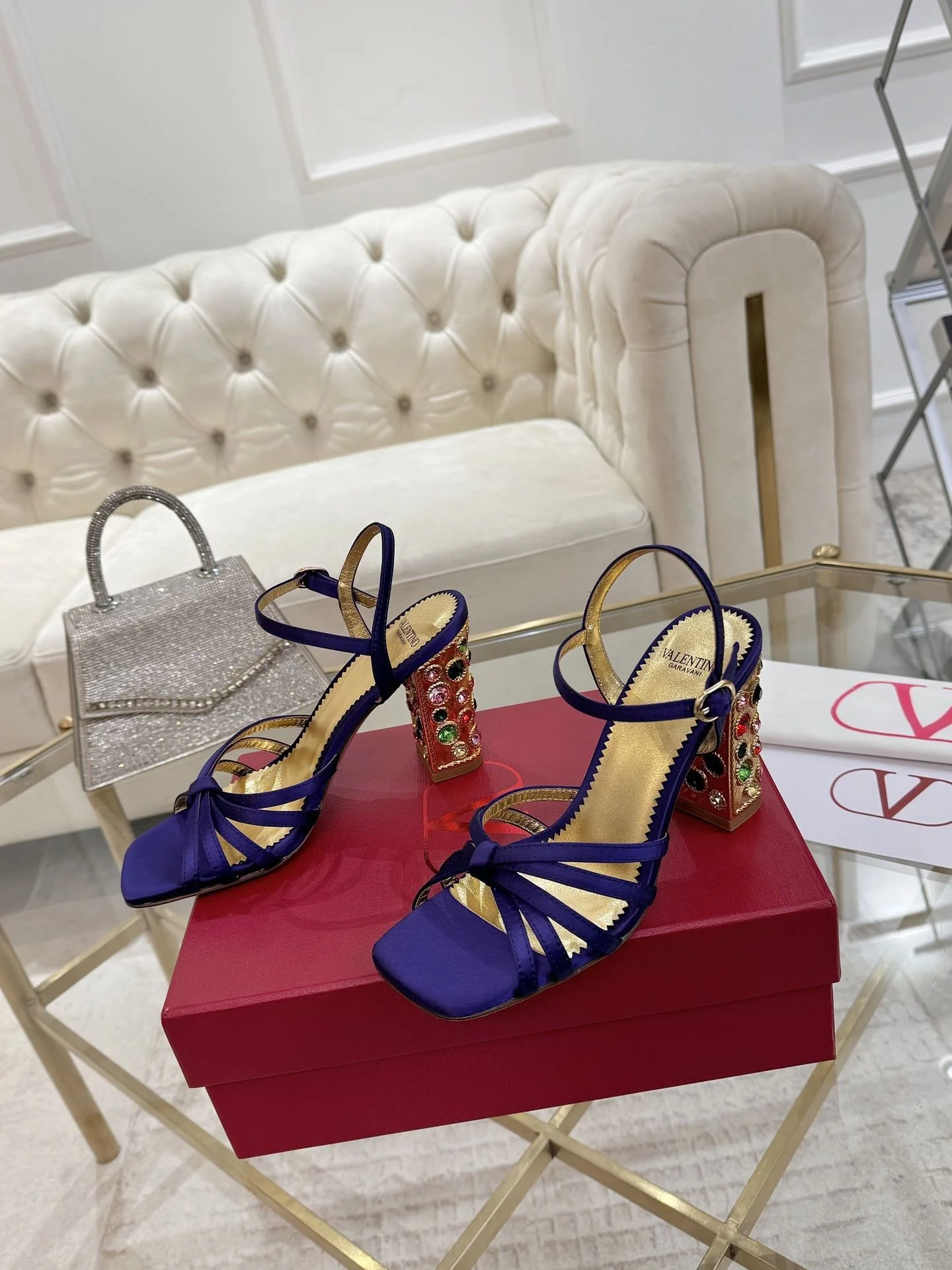 ComfortFit Valentino Sandals 36086