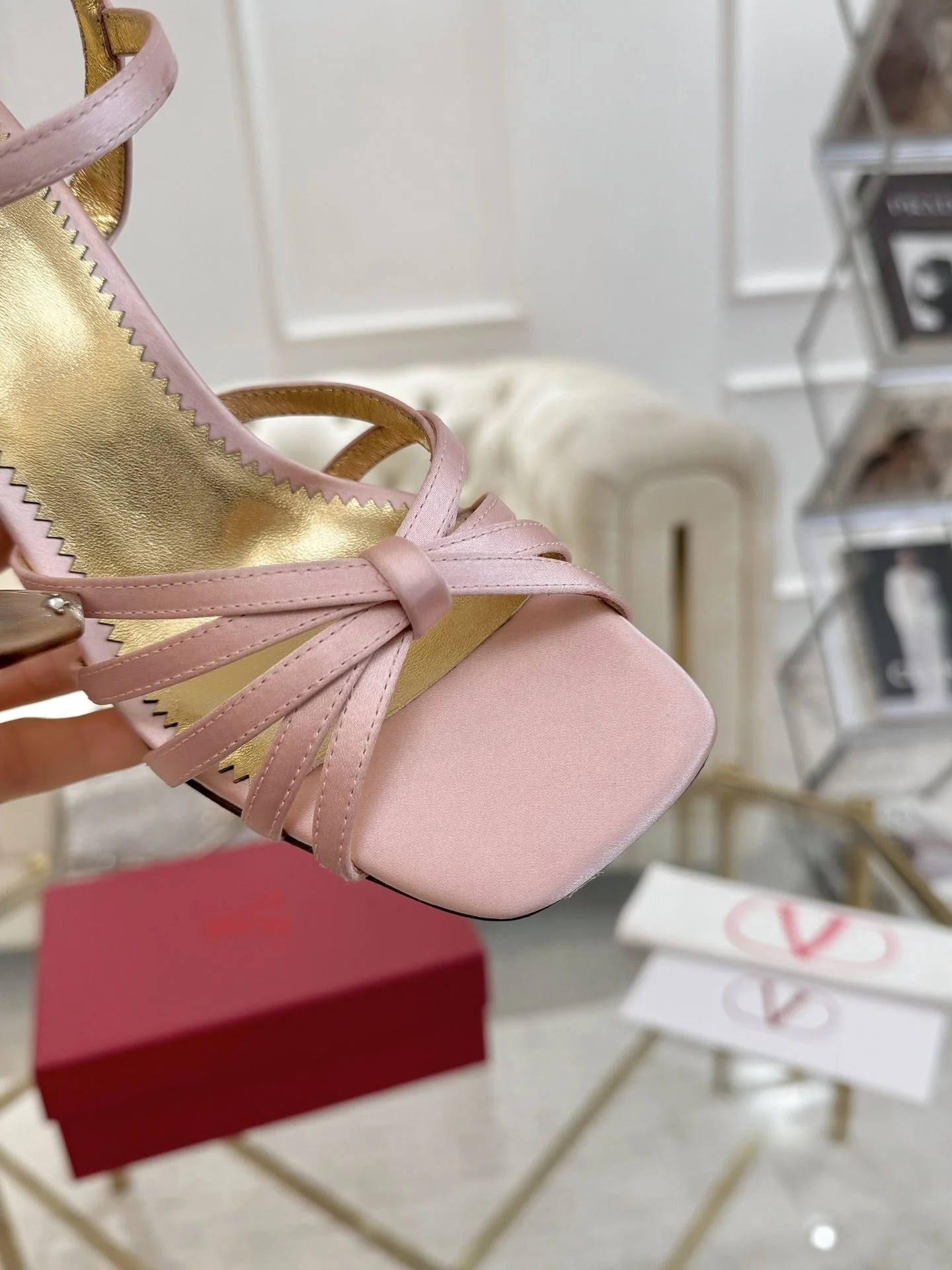 Premium Valentino Sandals 36076