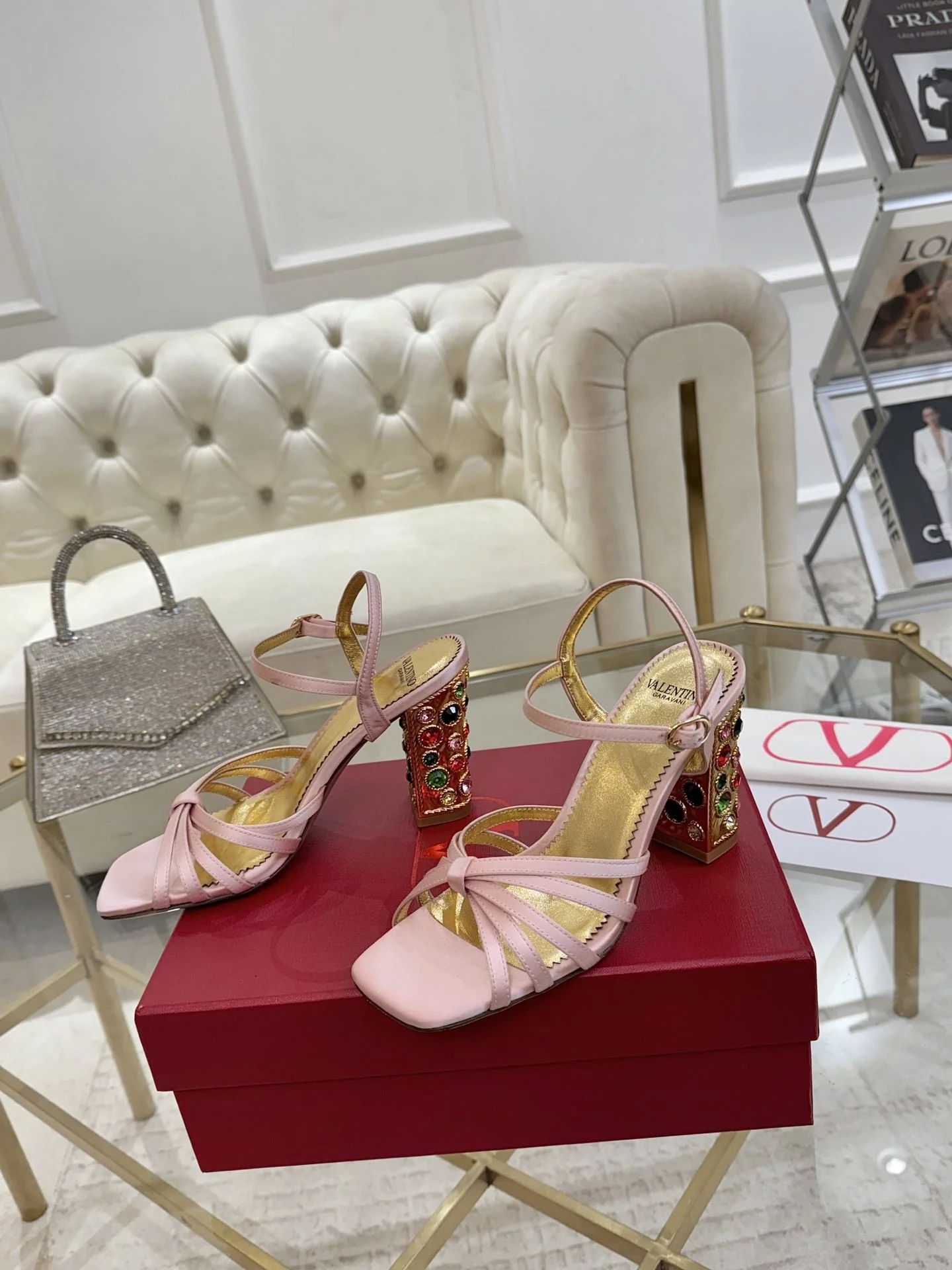 Premium Valentino Sandals 36076