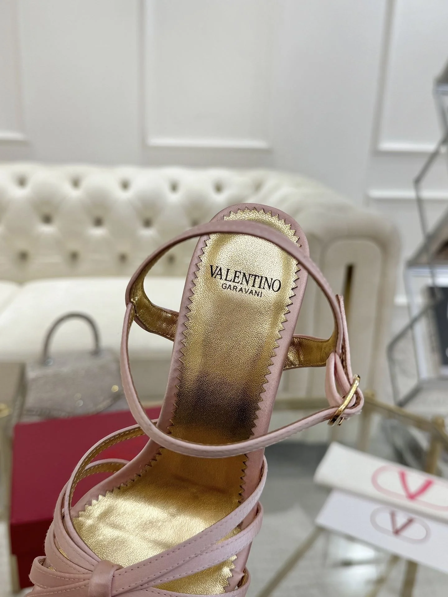 Premium Valentino Sandals 36076