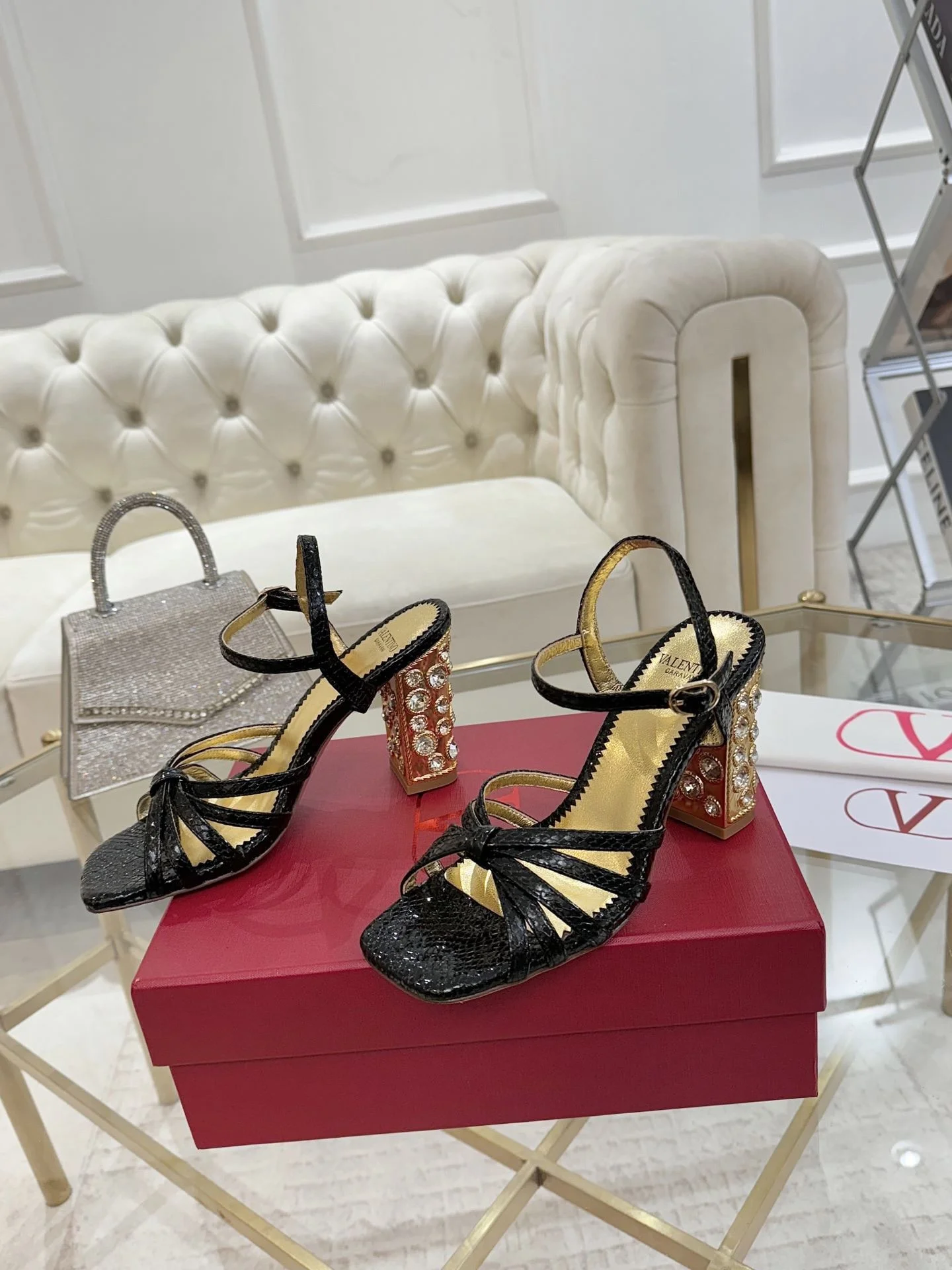 TimelessDesign Valentino Sandals 36065