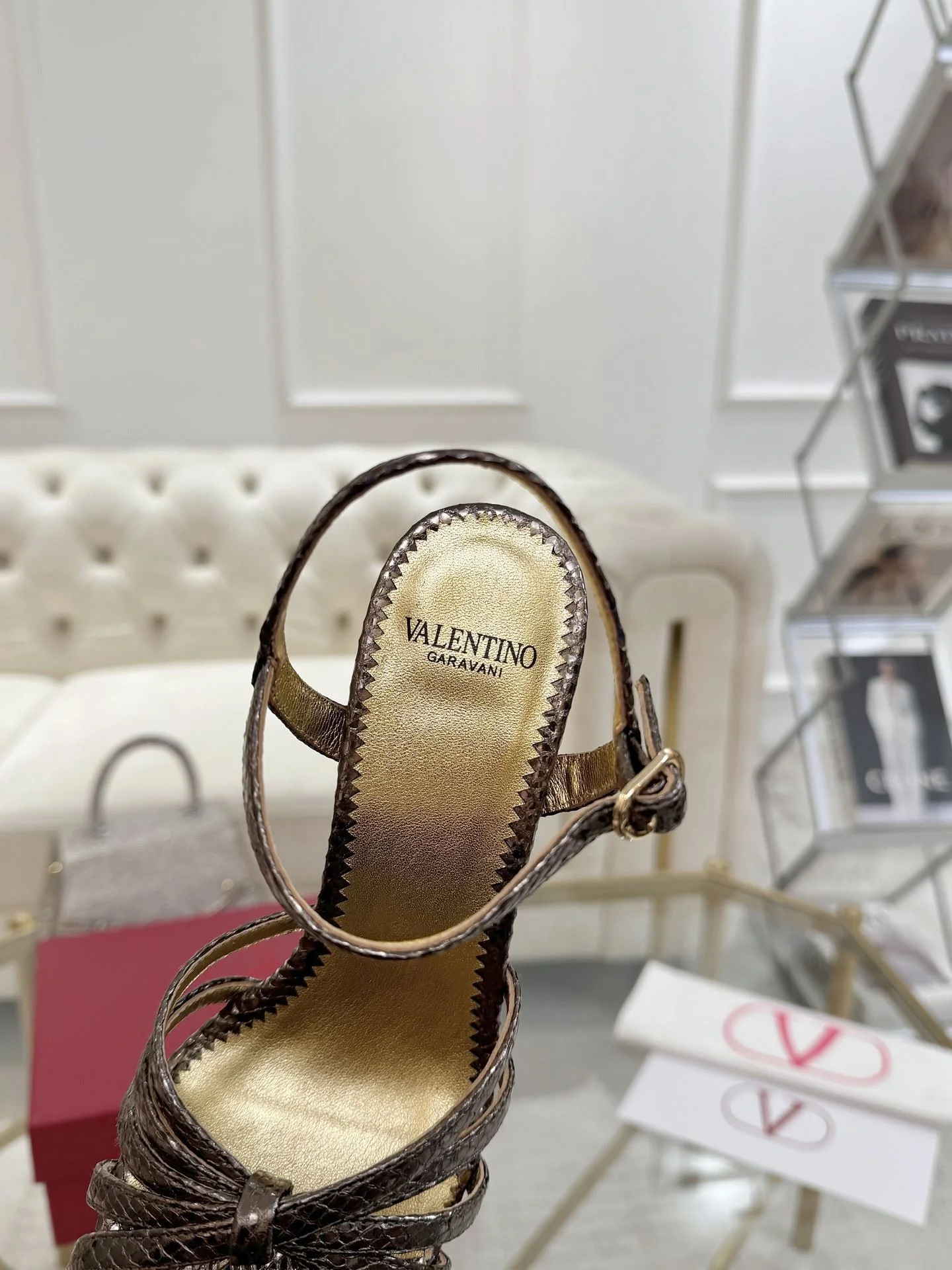 Seasonal Valentino Sandals 36063