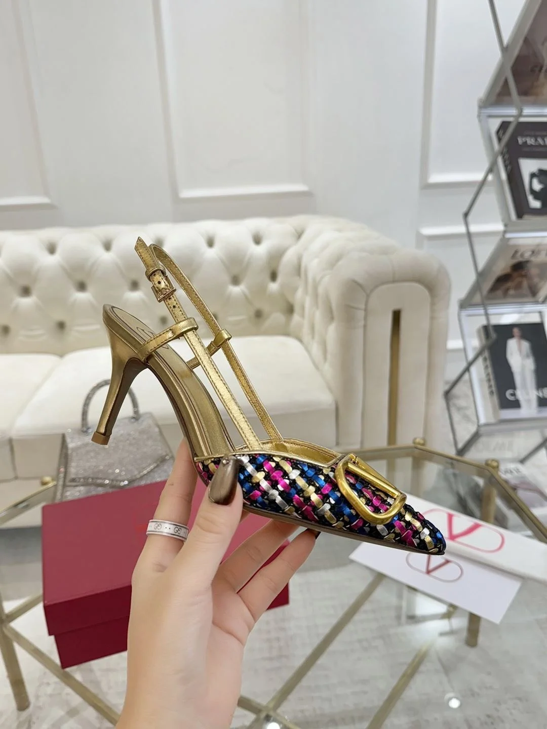 Packable Valentino Sandals 36077