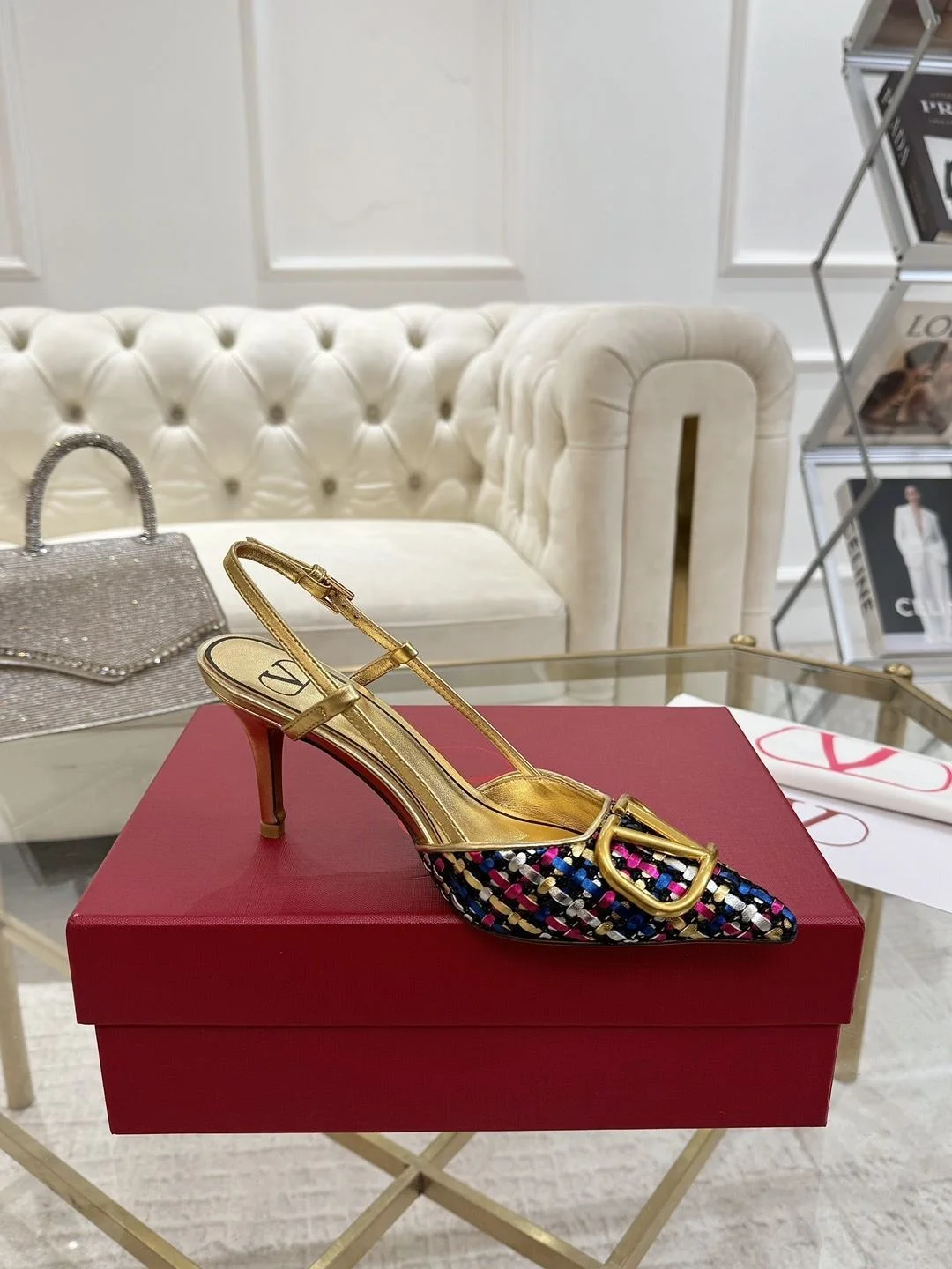 Packable Valentino Sandals 36077