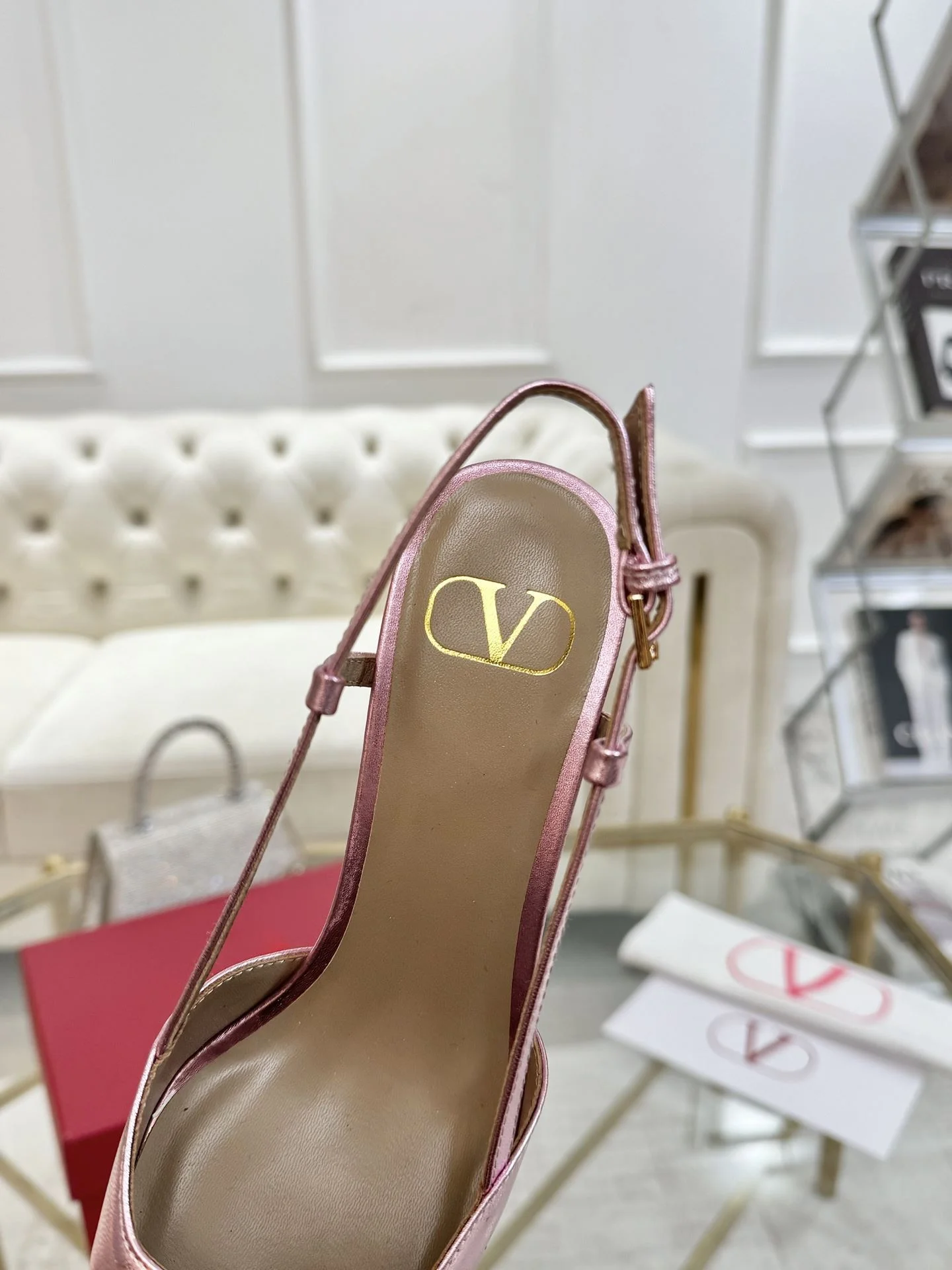 StreetReady Valentino Sandals 36075