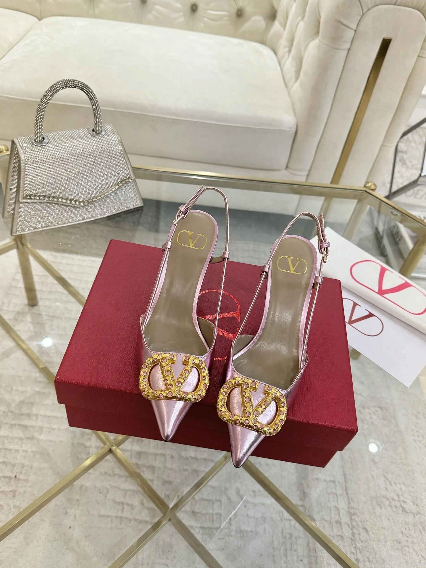 StreetReady Valentino Sandals 36075