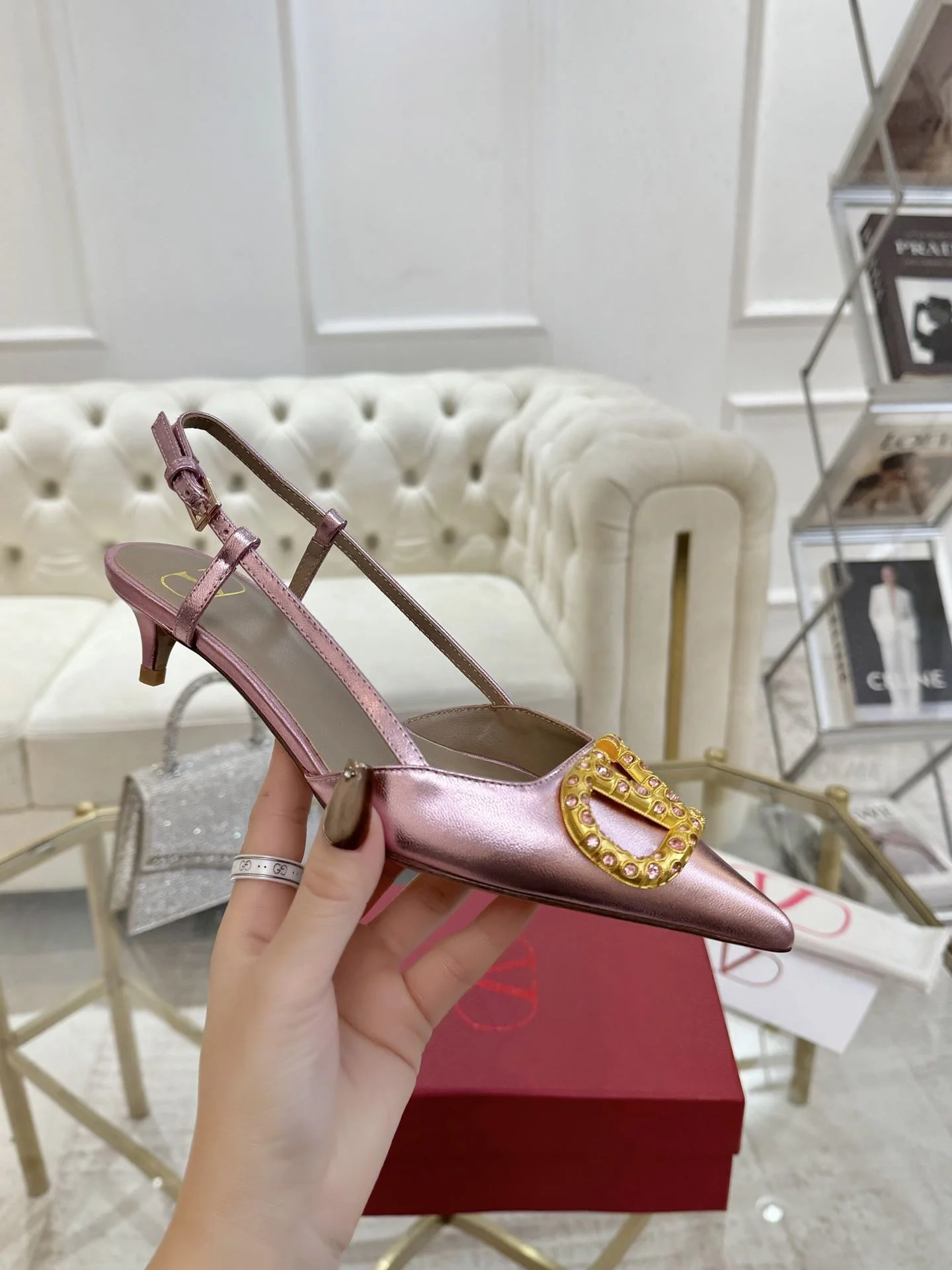 Bold Valentino Sandals 36067