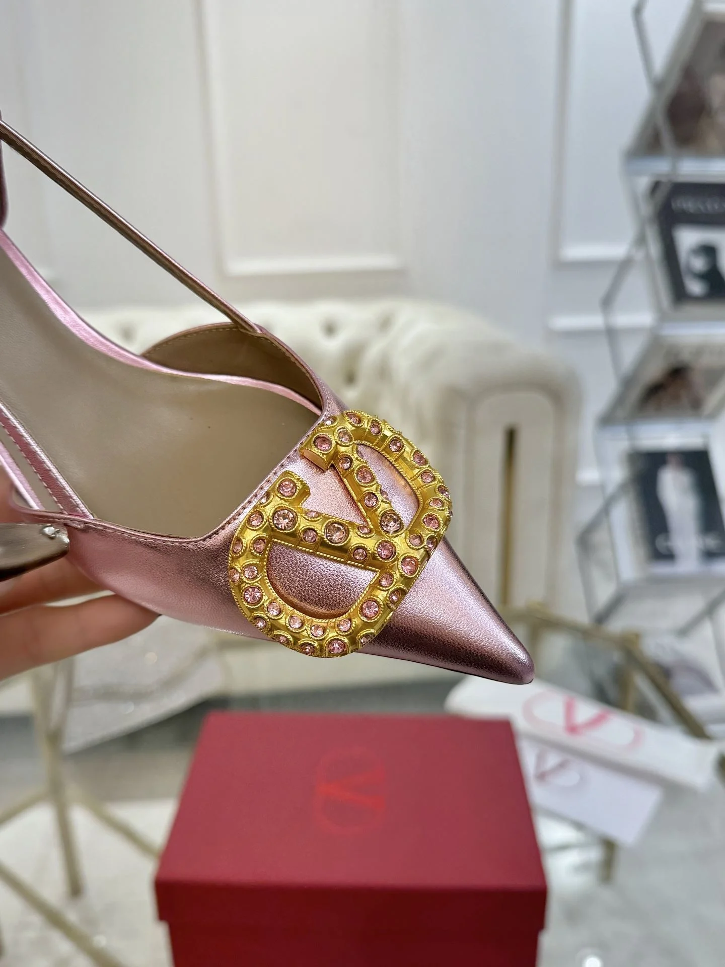 Bold Valentino Sandals 36067
