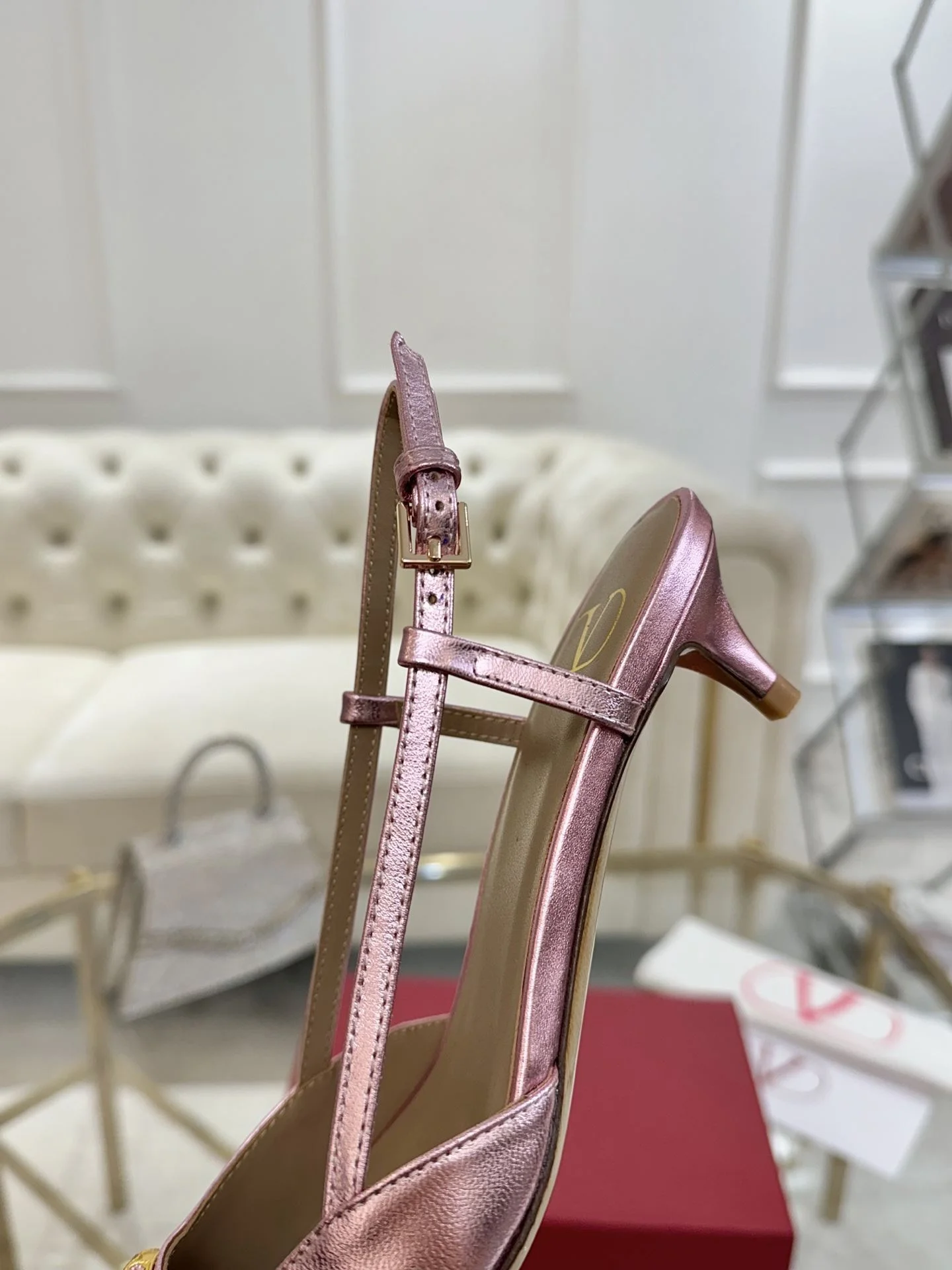 Bold Valentino Sandals 36067