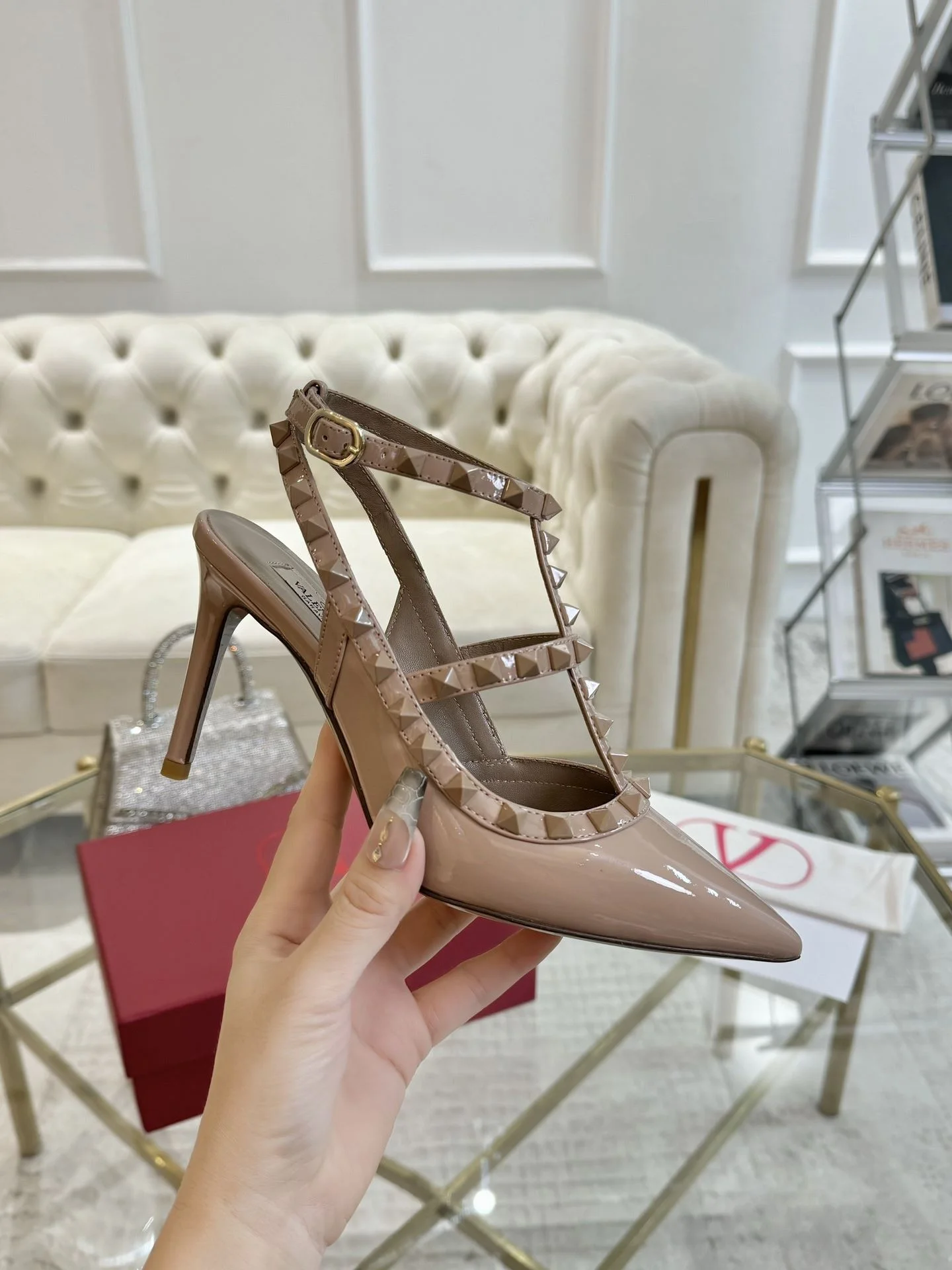Popular Valentino Sandals 36087