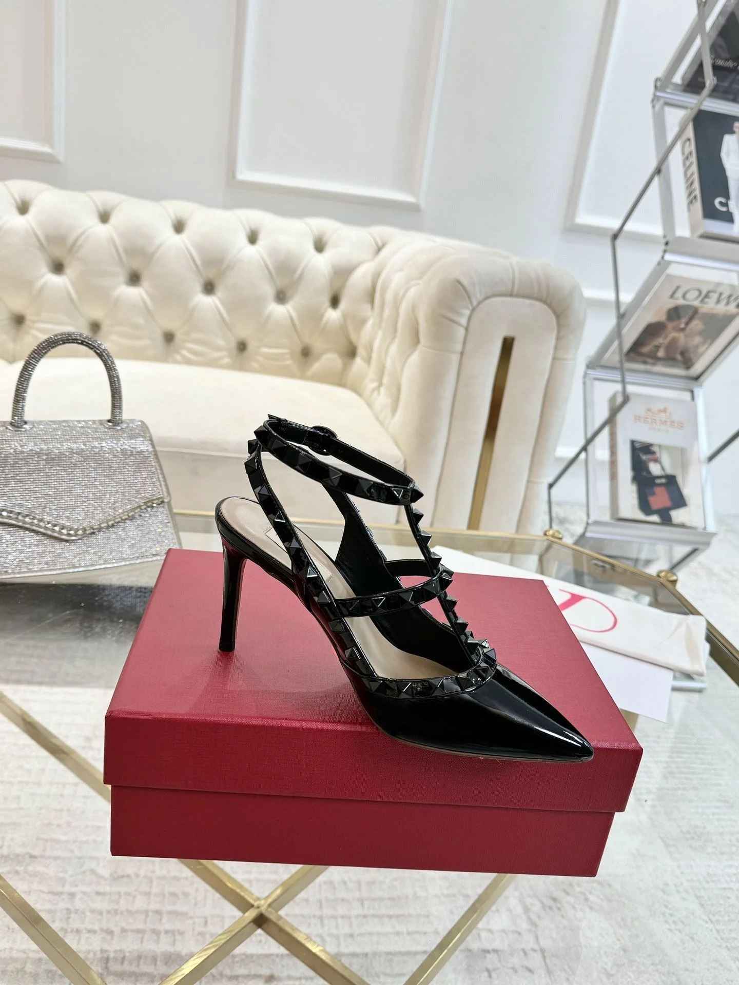 Flexible Valentino Sandals 36081