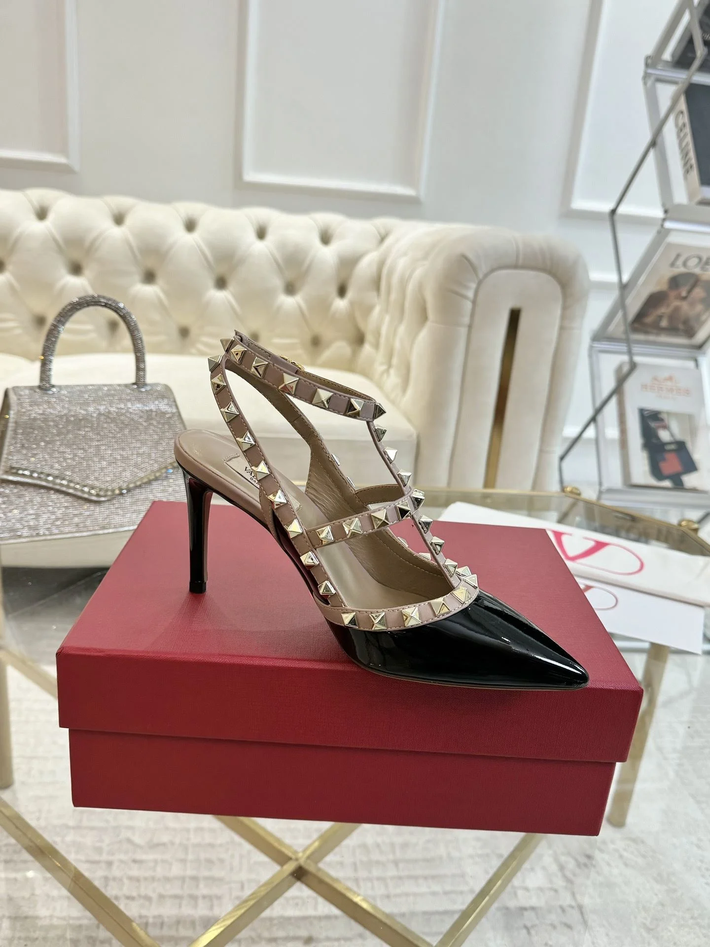 Valentino Sandals Classic 36082