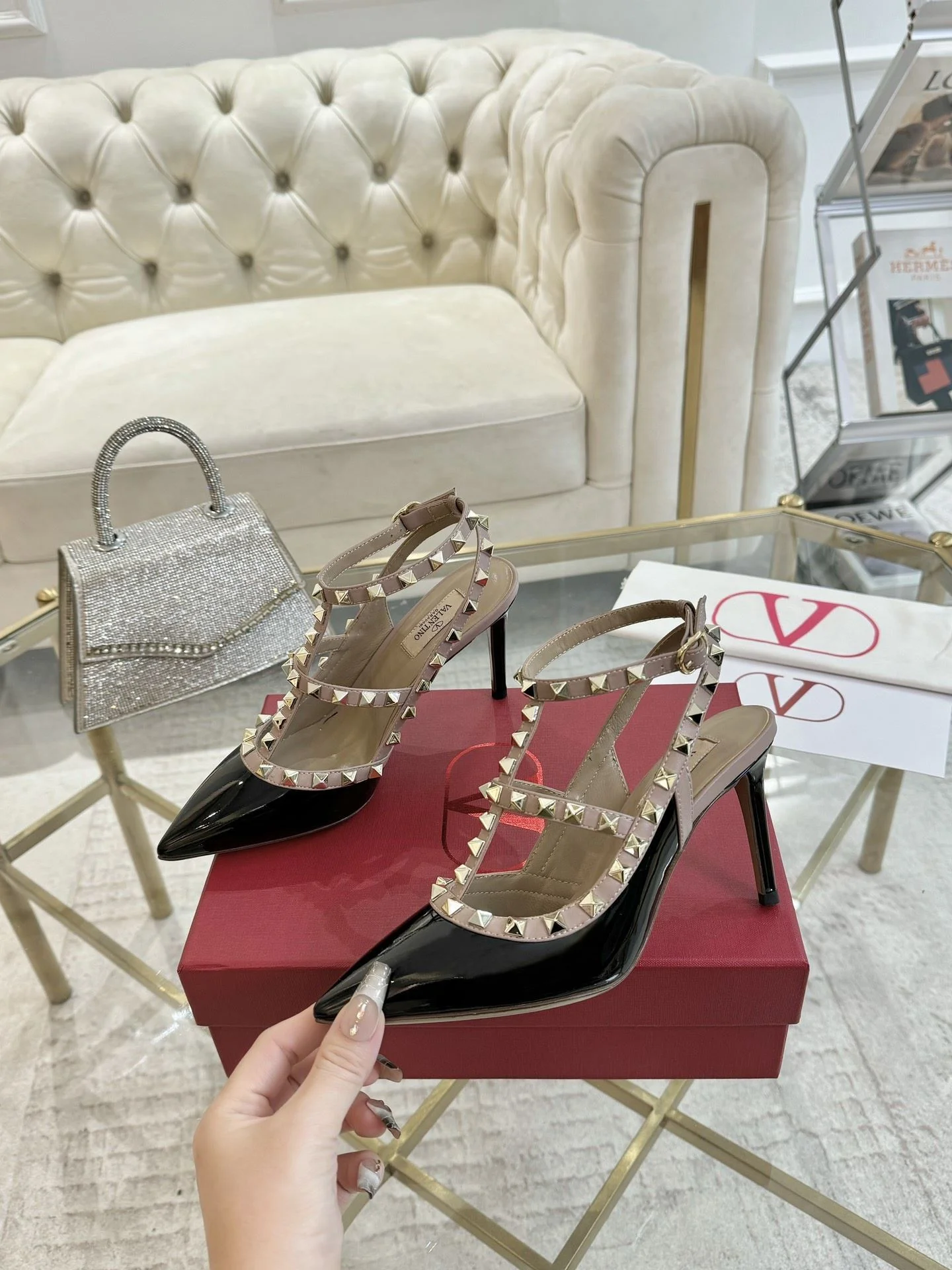 Valentino Sandals Classic 36082