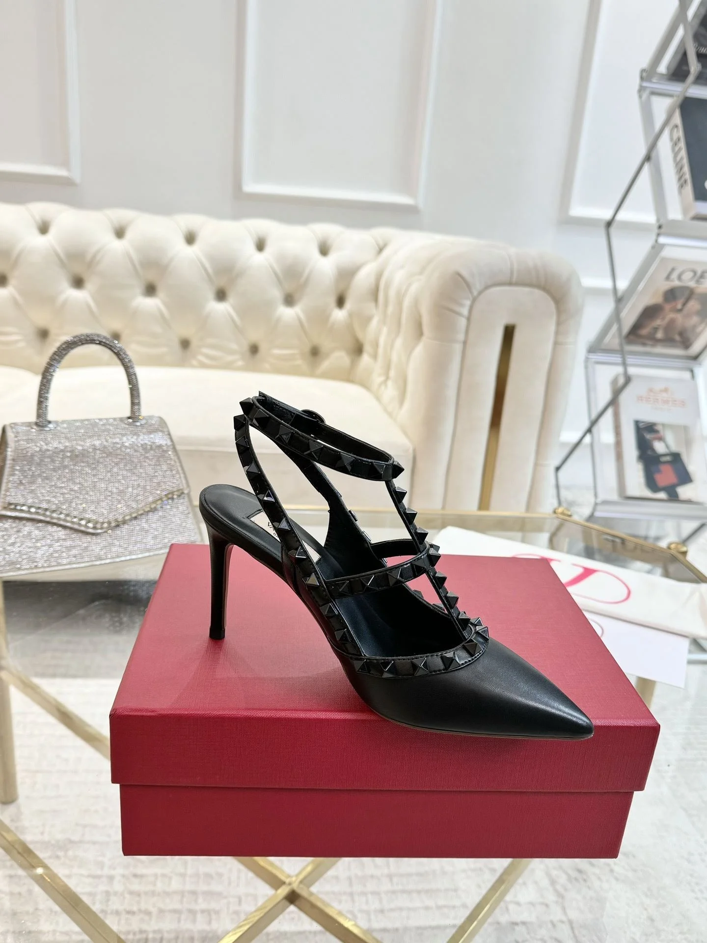 Sophisticated Valentino Sandals 36072