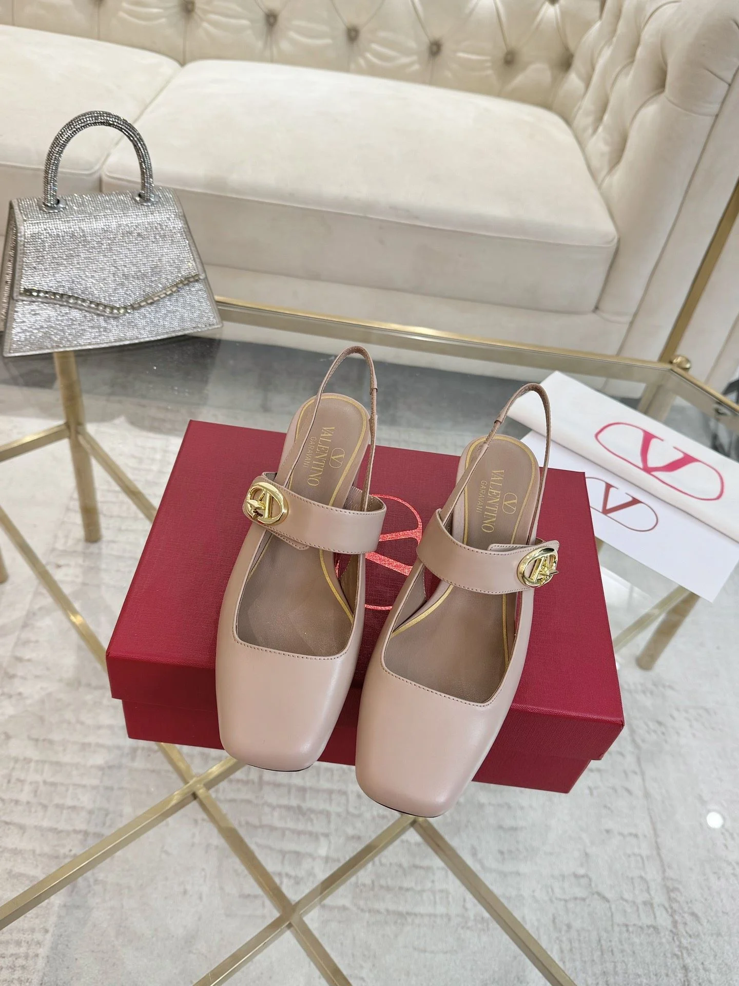 ComfortFit Valentino Sandals 36068