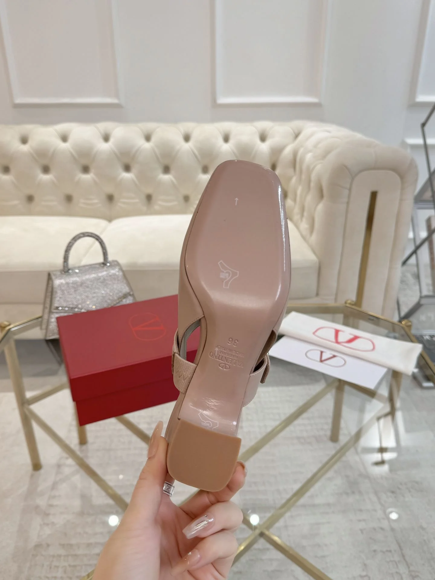 ComfortFit Valentino Sandals 36068