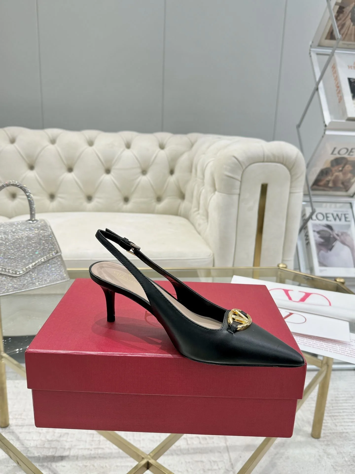 Comfortable Valentino Sandals 36060