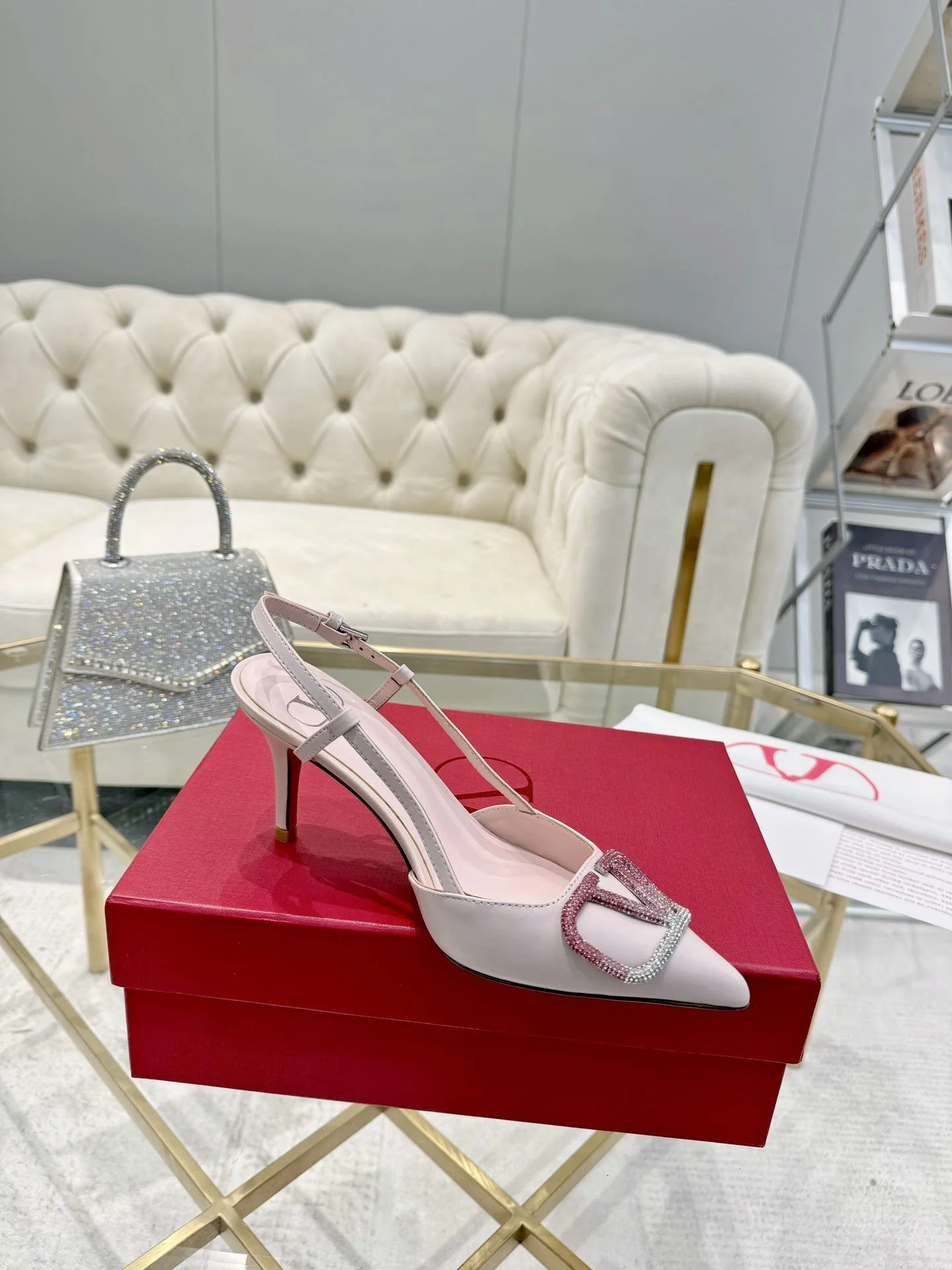 Valentino Sandals Stylish 36058
