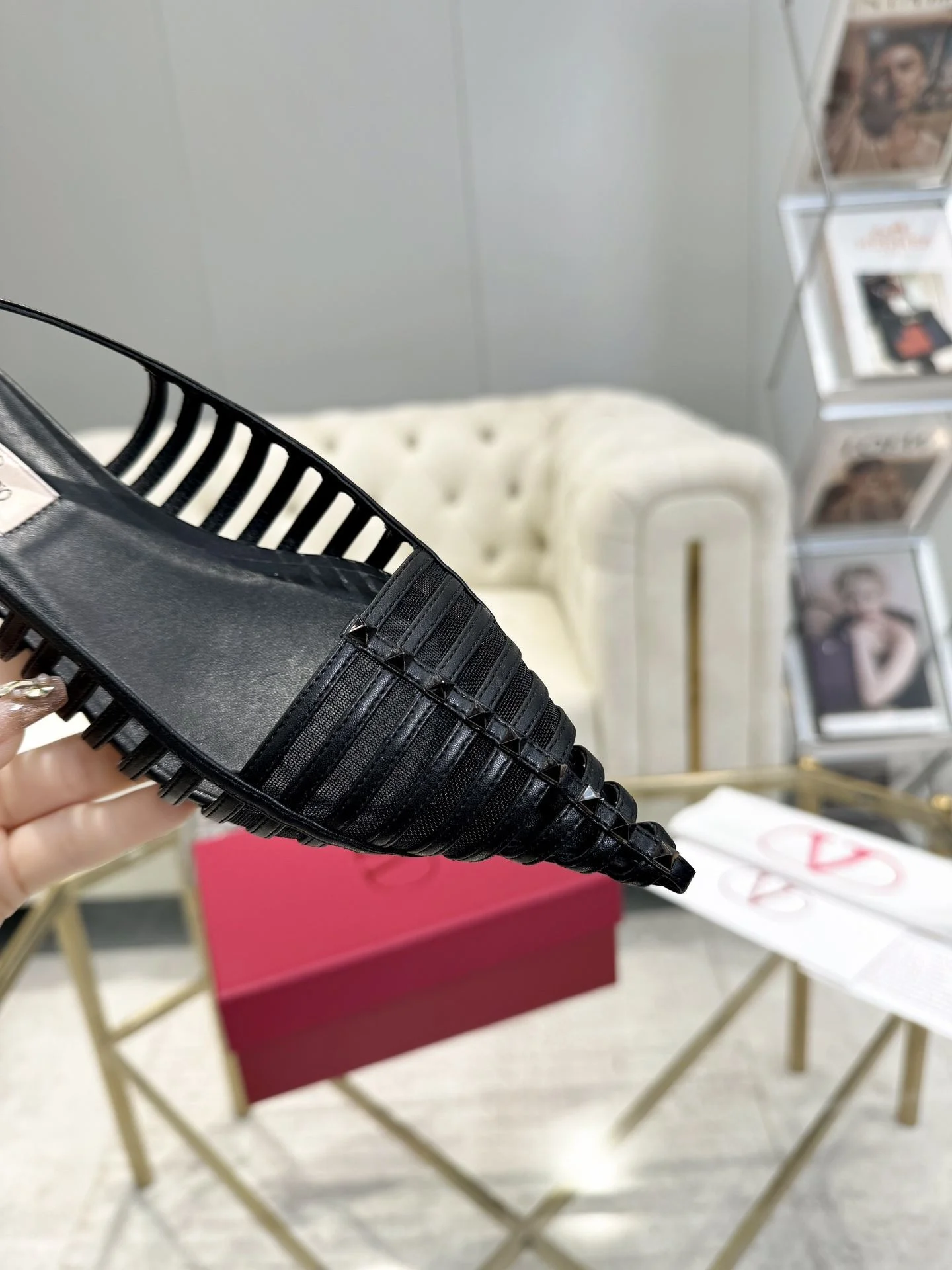 QuickDry Valentino Sandals 36054