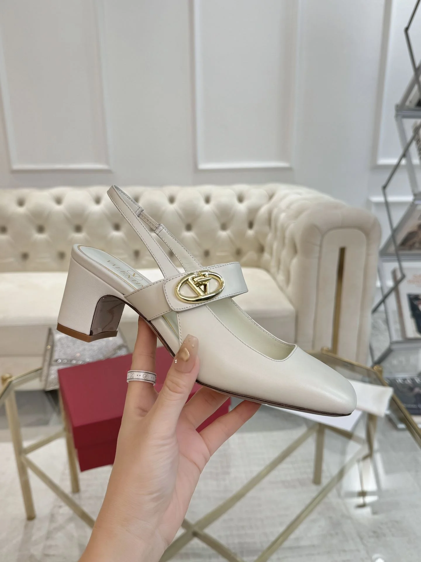 Valentino Sandals Neat 36048